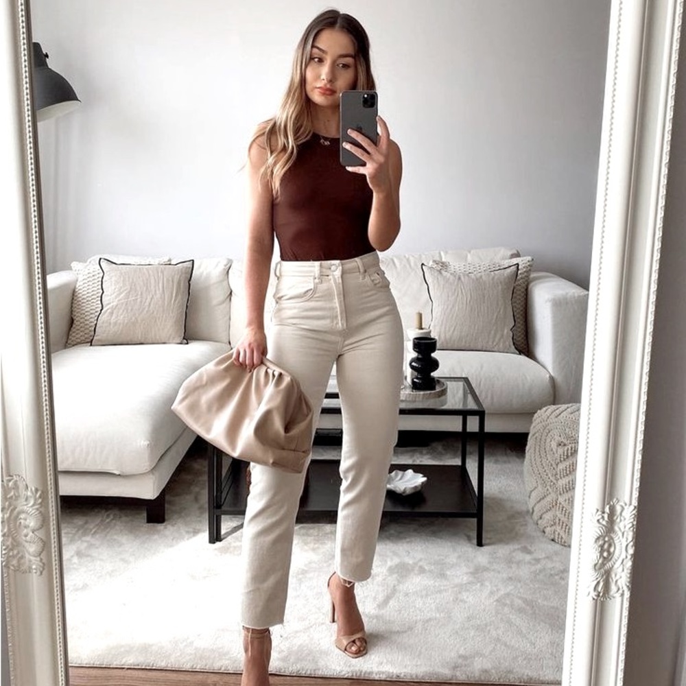Zara Off White Straight Leg Jeans